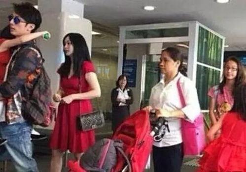 戴口罩吃瓜群众,疫情下的社会观察